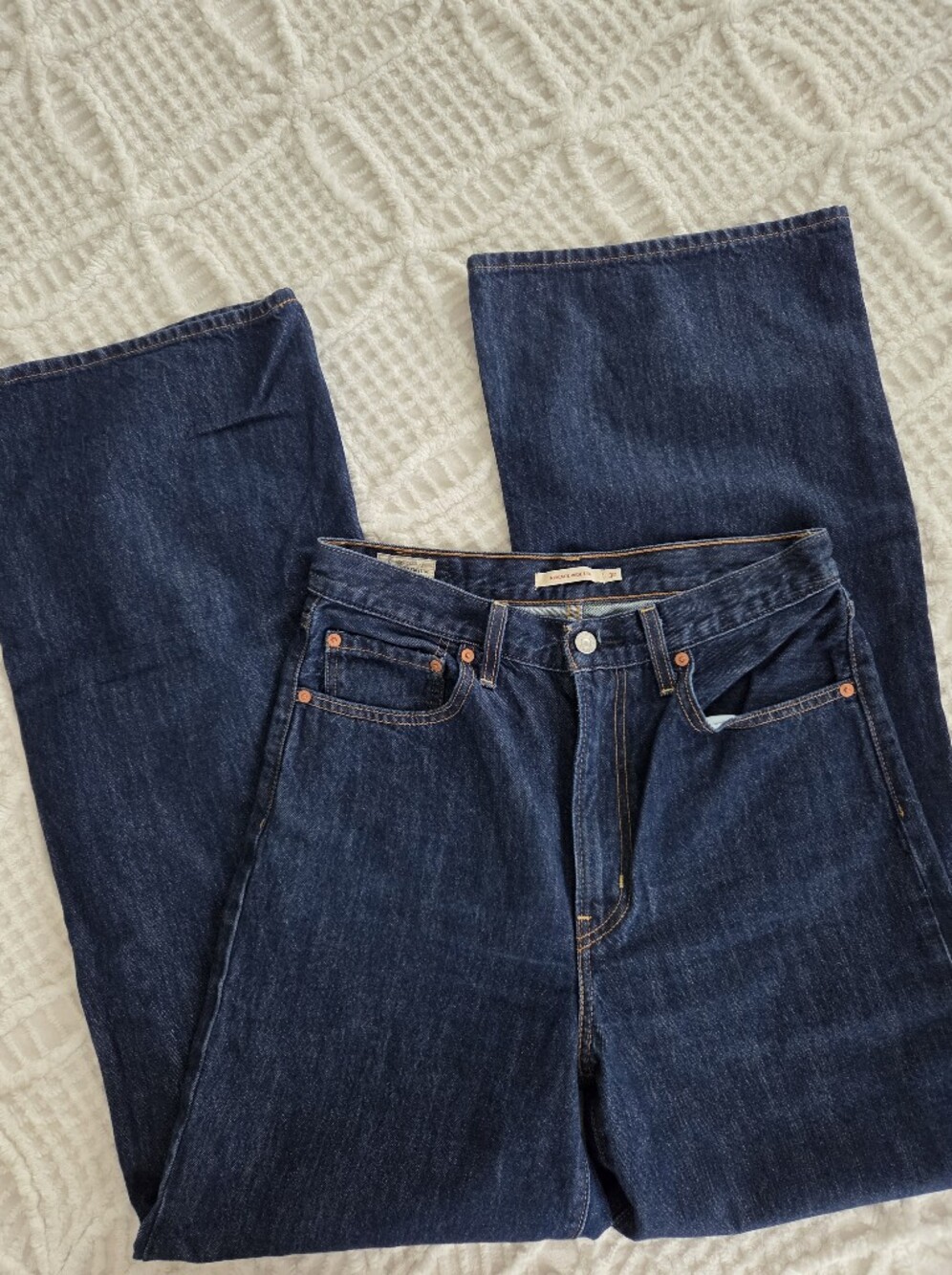 Levi's Women's Ribcage Wide Leg Dark Blue Jeans Size 30 W 34 Inseam - Picture 3 of 7